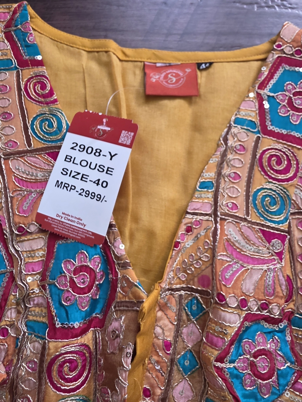 Indian Embroidered 2 Pc Set Crop Top Pants Gold Boho Festival Women's XL NWT - Picture 7 of 7